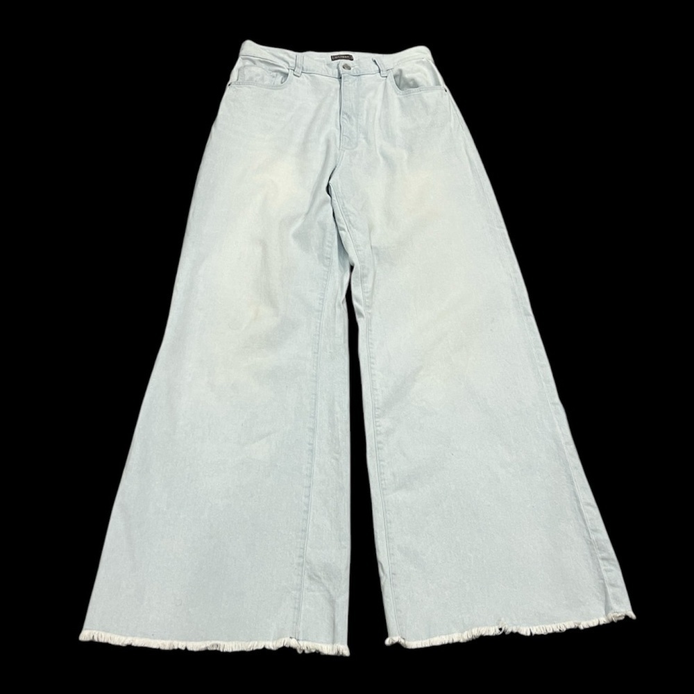 DL 1961 Hepburn Wideleg high rise vintage poolside 
Size 31”